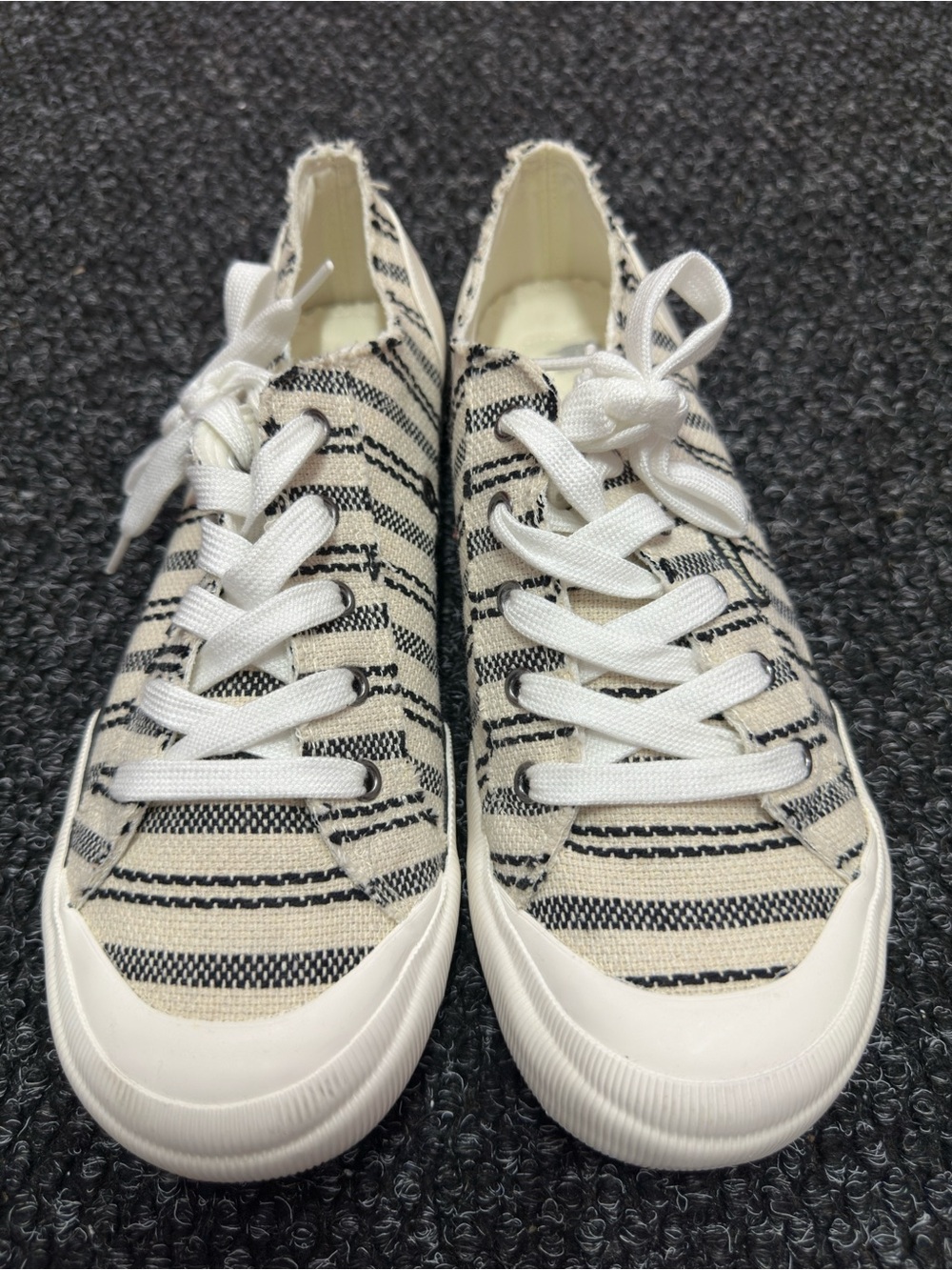Like New Rocket Dog Women’s stripped sneakers. Size 11. No box. Worn twice.